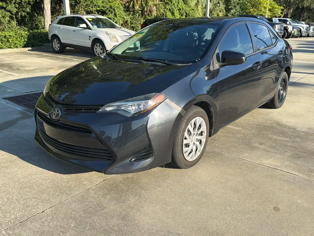 2018 Toyota Corolla - $11,500