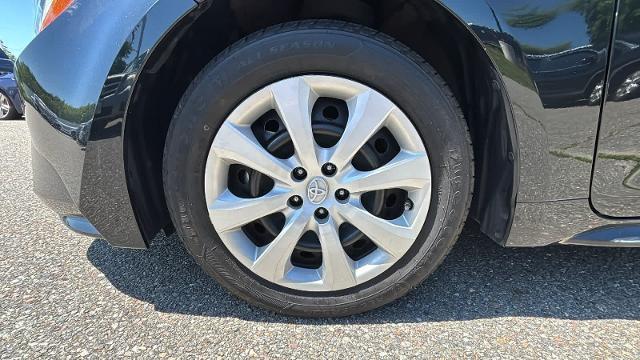 2022 Toyota Corolla - $22,000