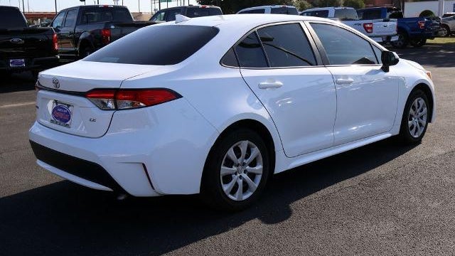 2022 Toyota Corolla LE