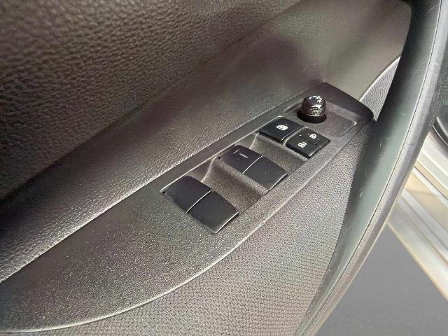2022 Toyota Corolla - $18,291