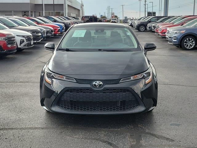 2020 Toyota Corolla LE — photo 1 of 12