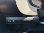 2020 Corolla Thumbnail 30