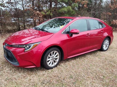 2020 Toyota Corolla XLE 4DR Sedan