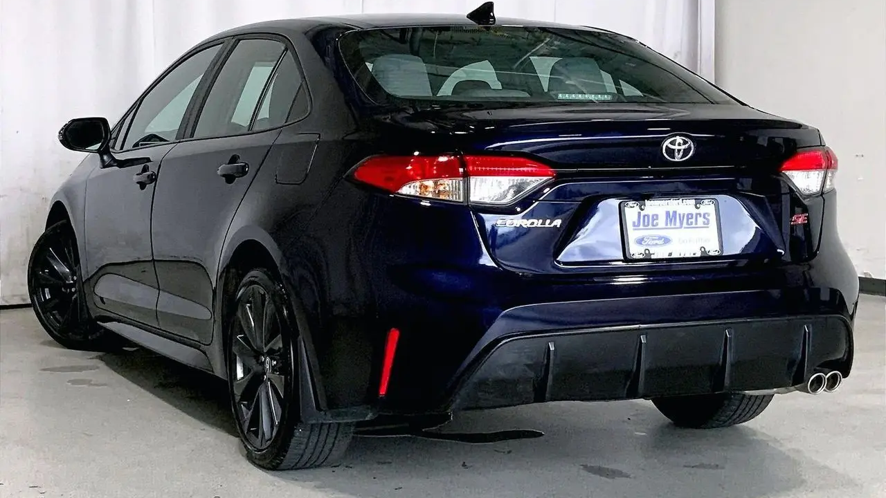 2023 Toyota Corolla SE