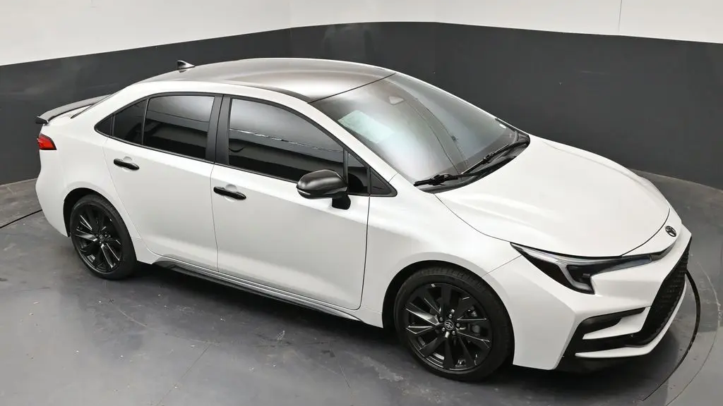 2025 Toyota Corolla SE