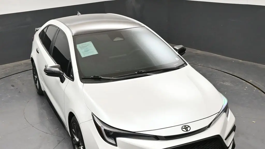 2025 Toyota Corolla SE