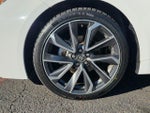 2020 Corolla Thumbnail 6