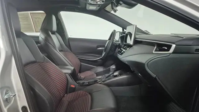 2025 Toyota Corolla XSE