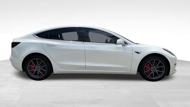 2019 Tesla Model 3 Mid Range