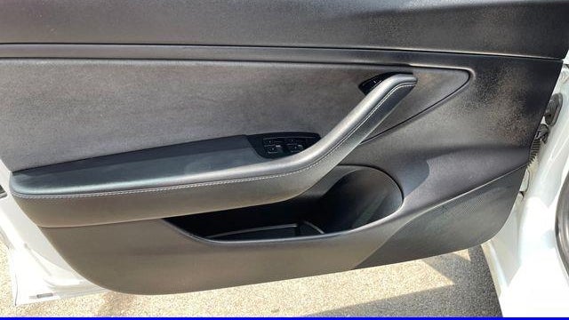 2019 Tesla Model 3 Mid Range