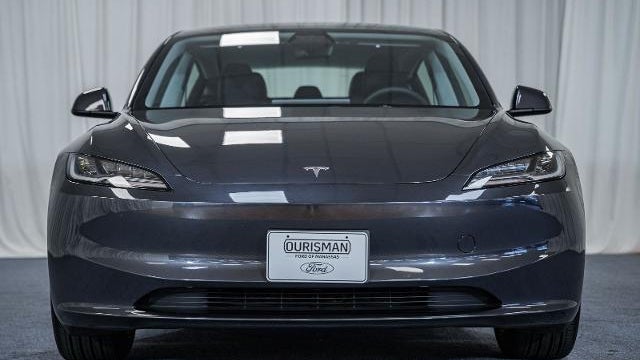 2025 Tesla Model 3 Long Range