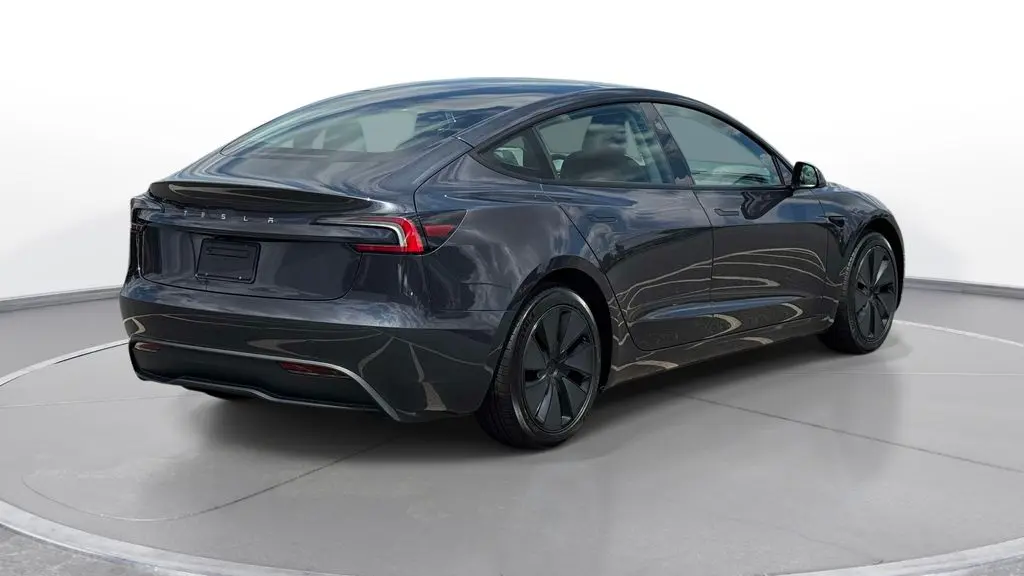 2025 Tesla Model 3 Long Range