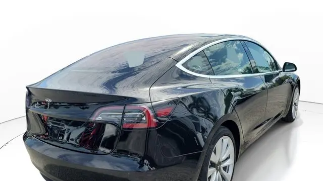 2018 Tesla Model 3 Mid Range
