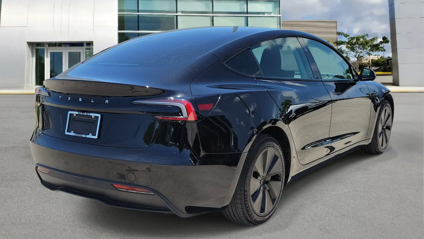 2025 Tesla Model 3 Long Range