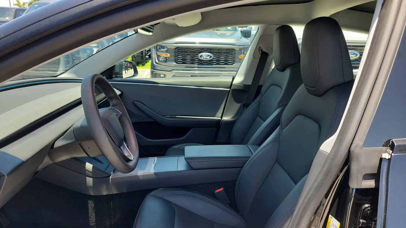 2025 Tesla Model 3 Long Range