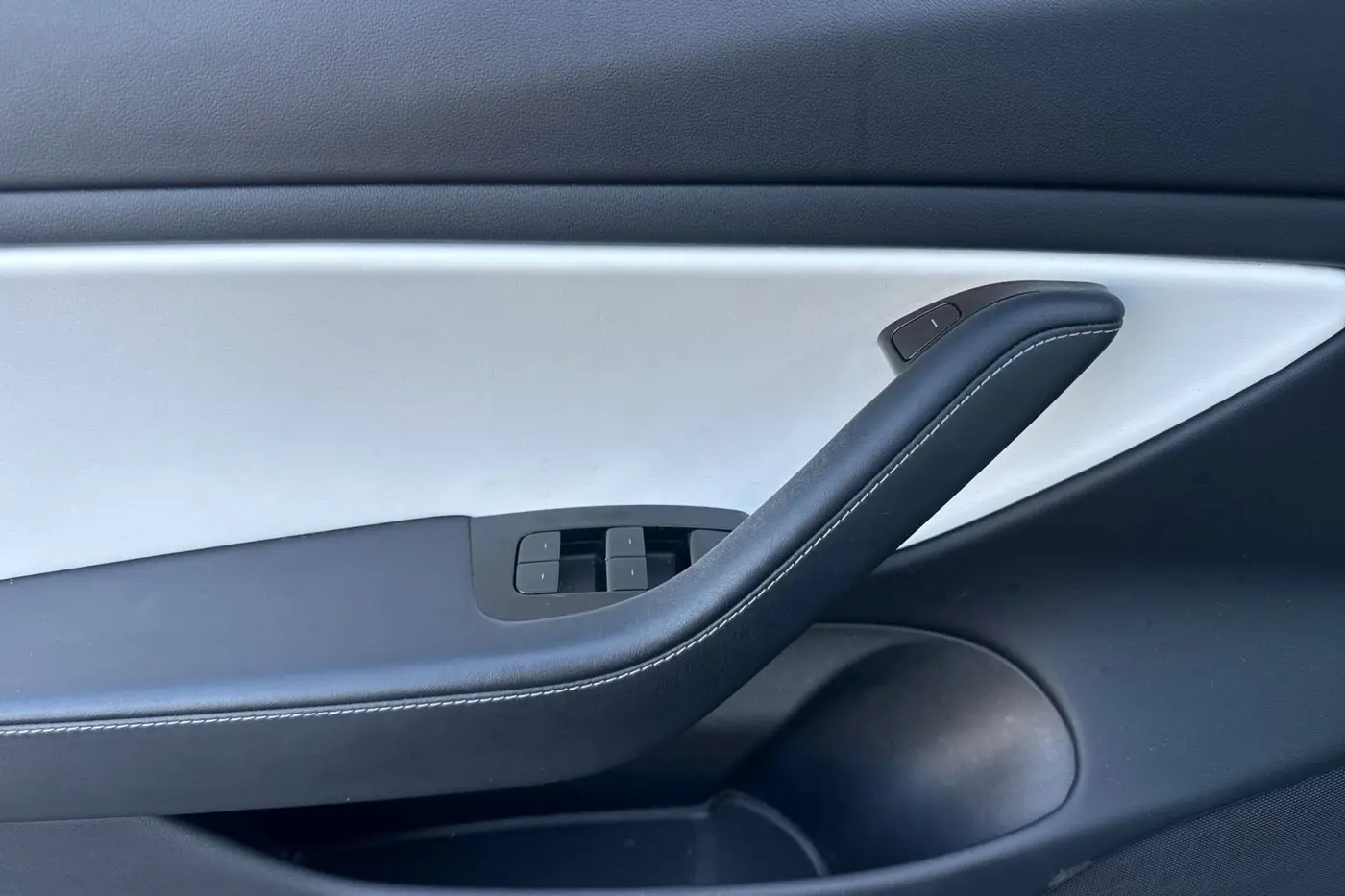 2019 Tesla Model 3 - $19,195