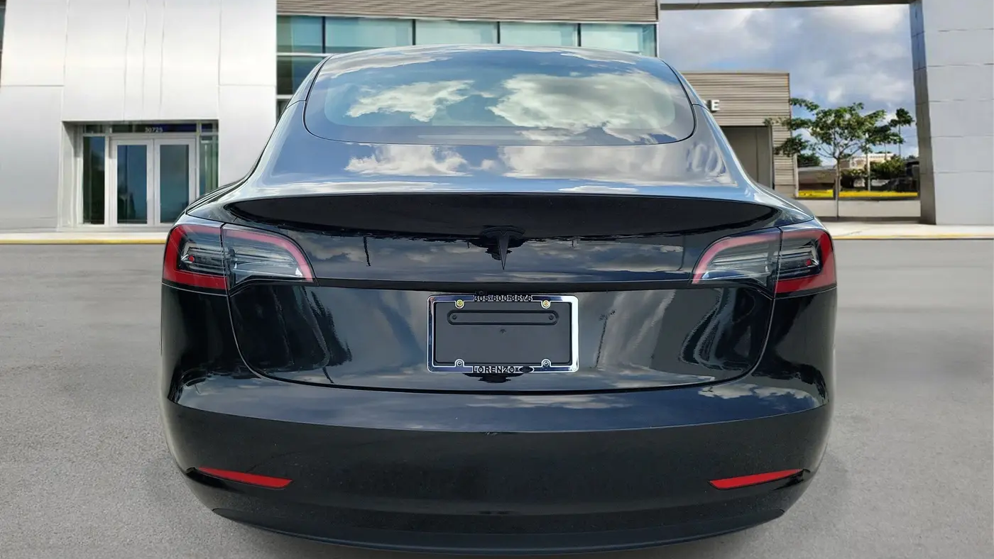 2023 Tesla Model 3 Base