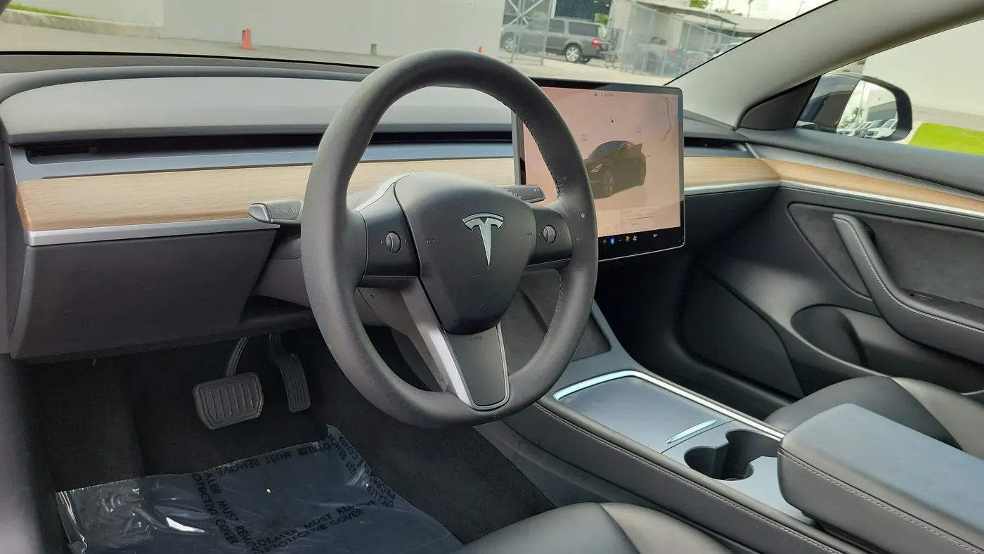 2023 Tesla Model 3 Base