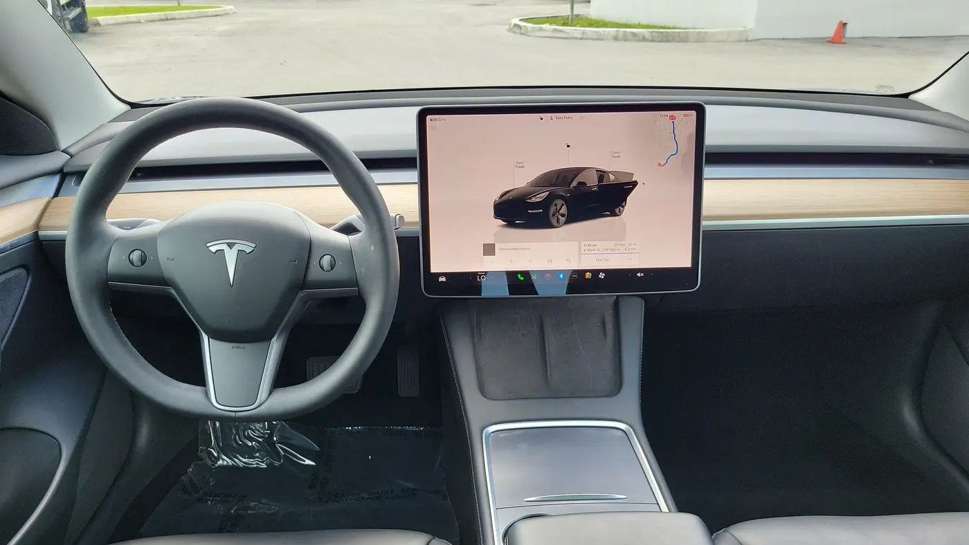 2023 Tesla Model 3 Base