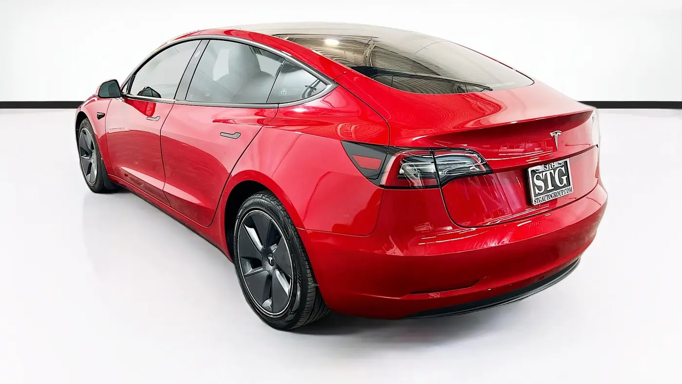 2023 Tesla Model 3 Base