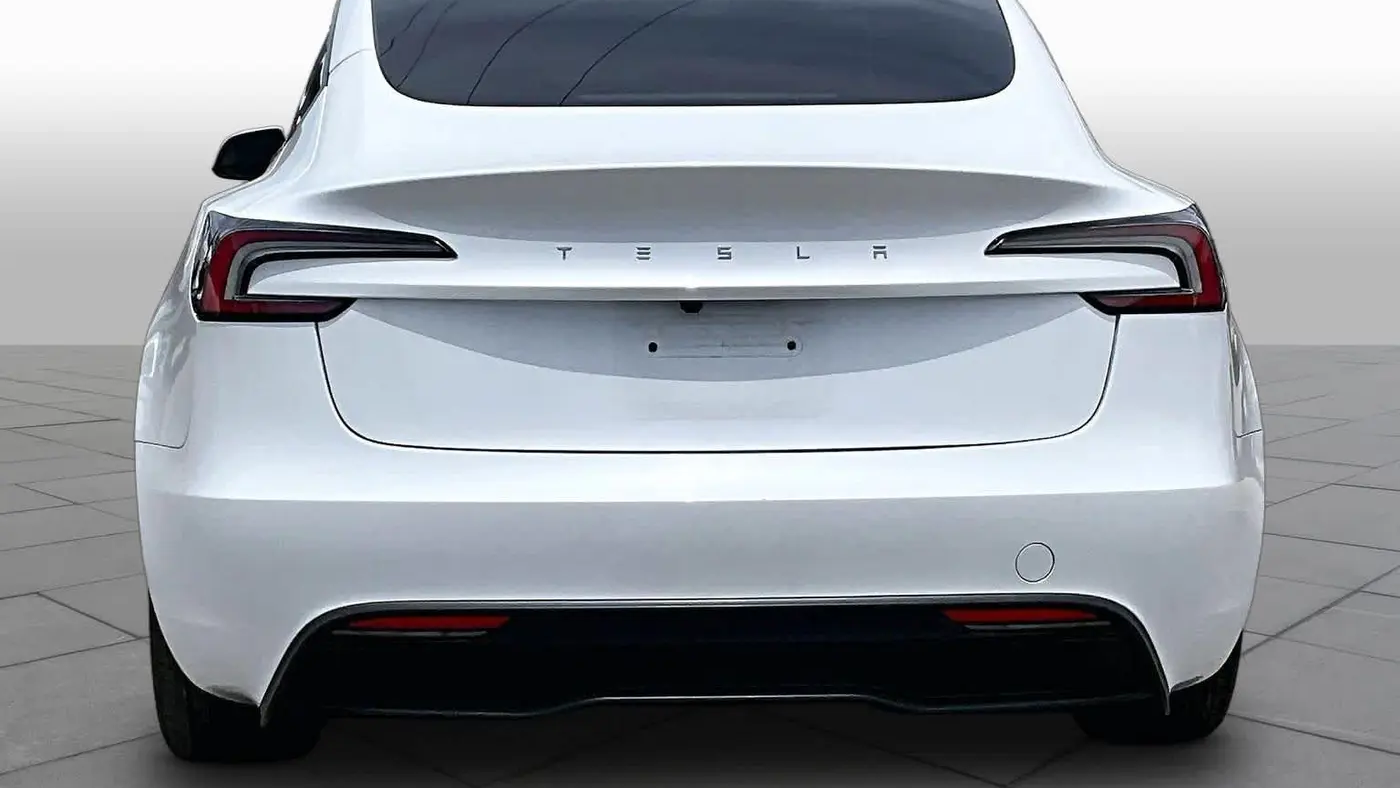 2025 Tesla Model 3 Long Range