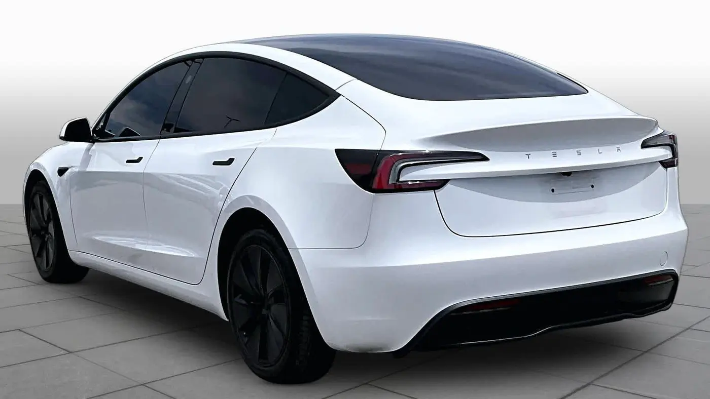 2025 Tesla Model 3 Long Range