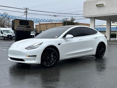 Photo of a 2018 Tesla Model 3 Long Range 4DR Fastback for sale