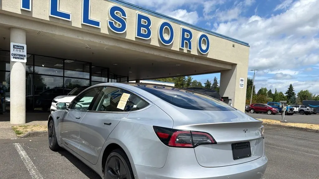 2018 Tesla Model 3 Mid Range