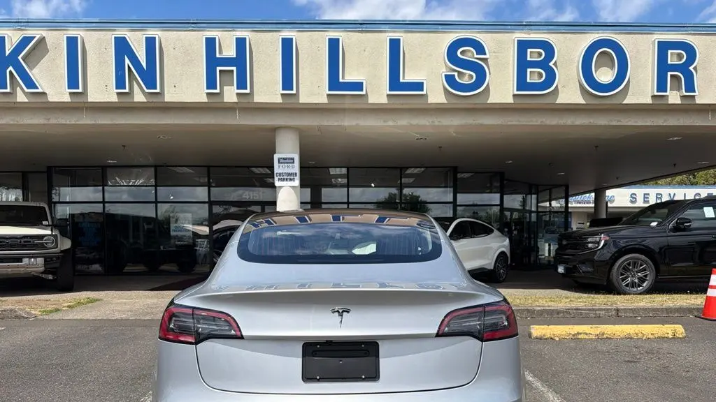 2018 Tesla Model 3 Mid Range