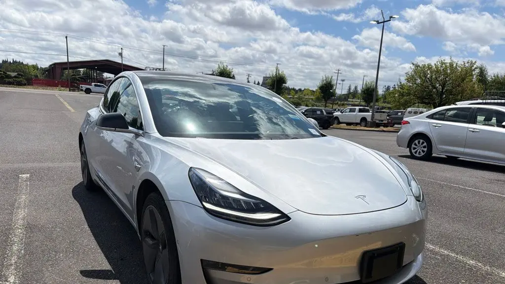 2018 Tesla Model 3 Mid Range