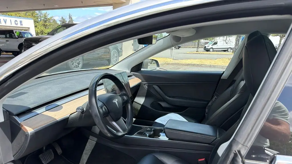 2018 Tesla Model 3 Mid Range