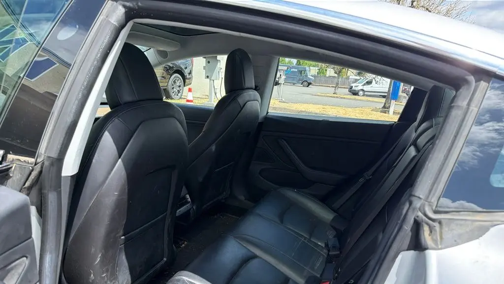 2018 Tesla Model 3 Mid Range