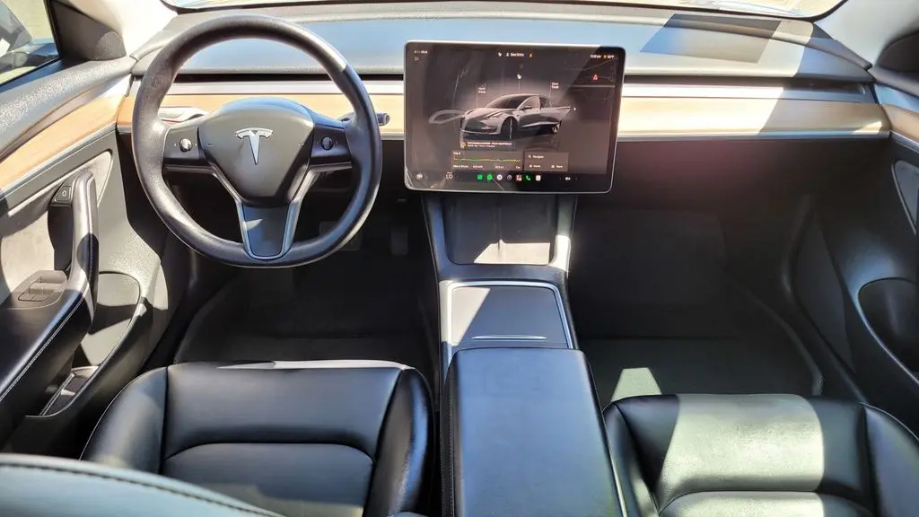 2023 Tesla Model 3 Base