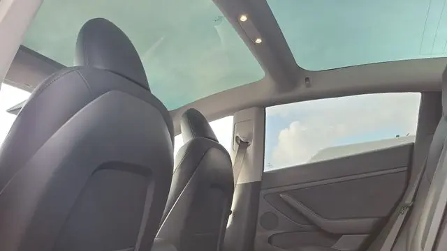 2023 Tesla Model 3 Base