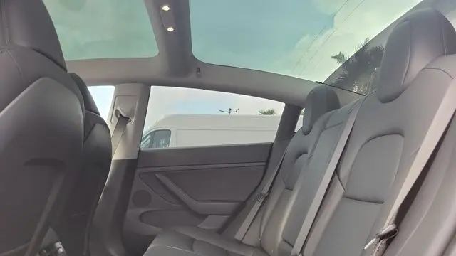 2023 Tesla Model 3 Base
