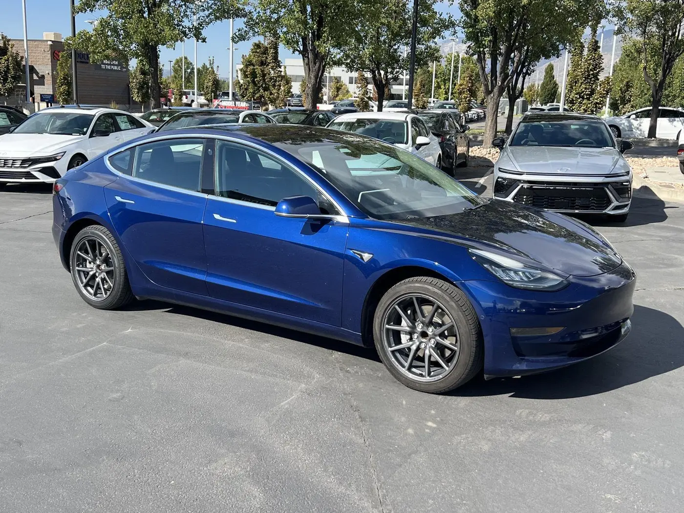 2018 Tesla Model 3 - $21,593