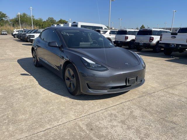 2023 Tesla Model 3 Base — photo 1 of 3