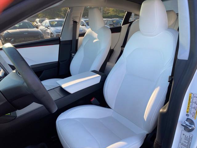 2025 Tesla Model 3 - $43,870