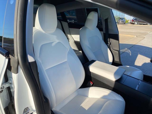 2025 Tesla Model 3 - $43,870