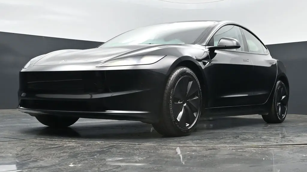 2024 Tesla Model 3 Long Range