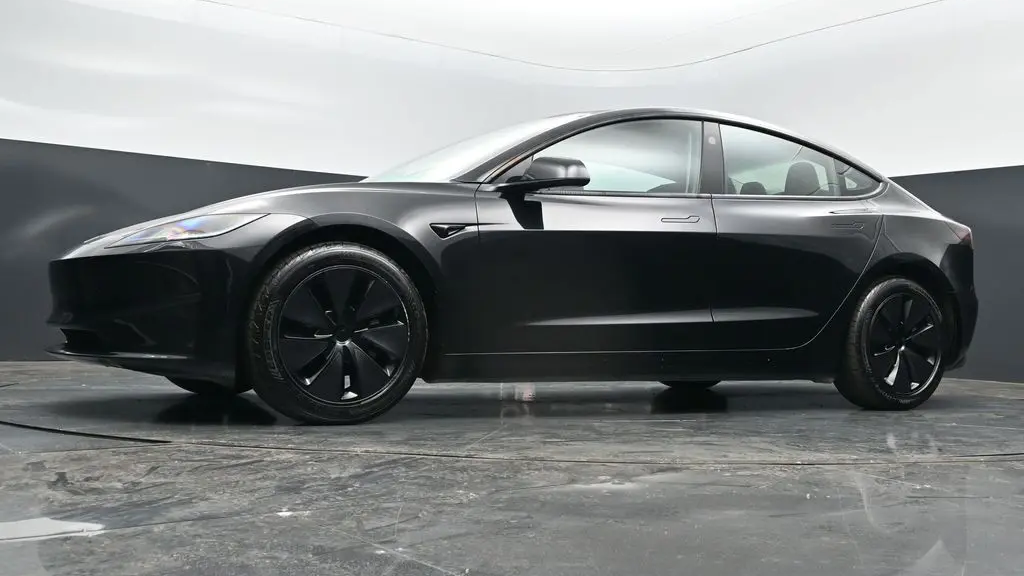 2024 Tesla Model 3 Long Range