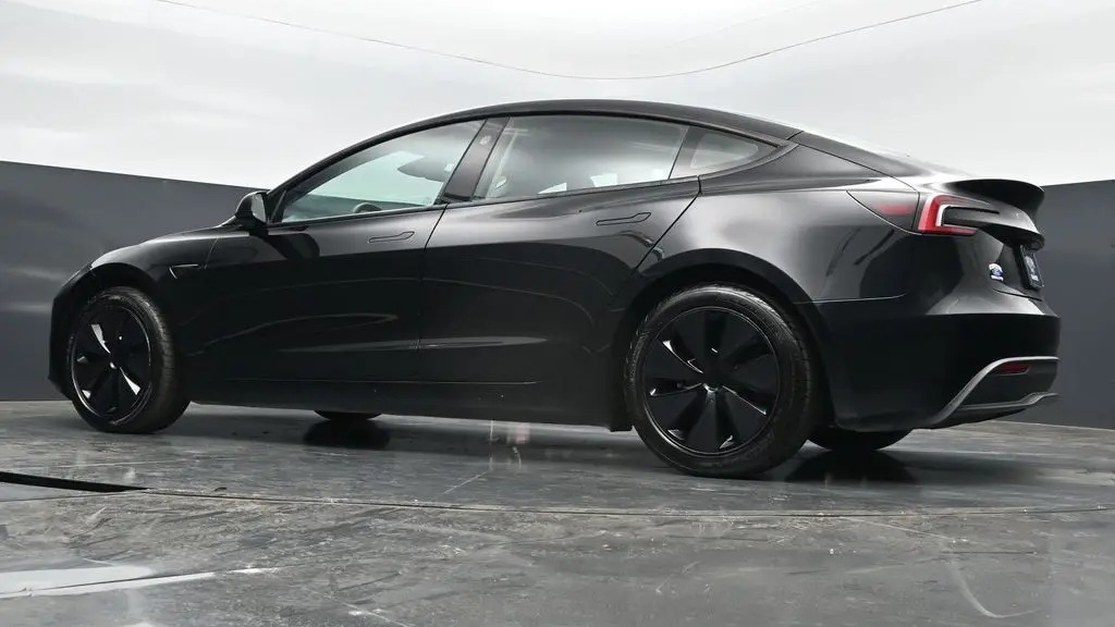 2024 Tesla Model 3 Long Range