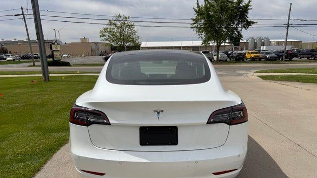 2019 Tesla Model 3 Mid Range
