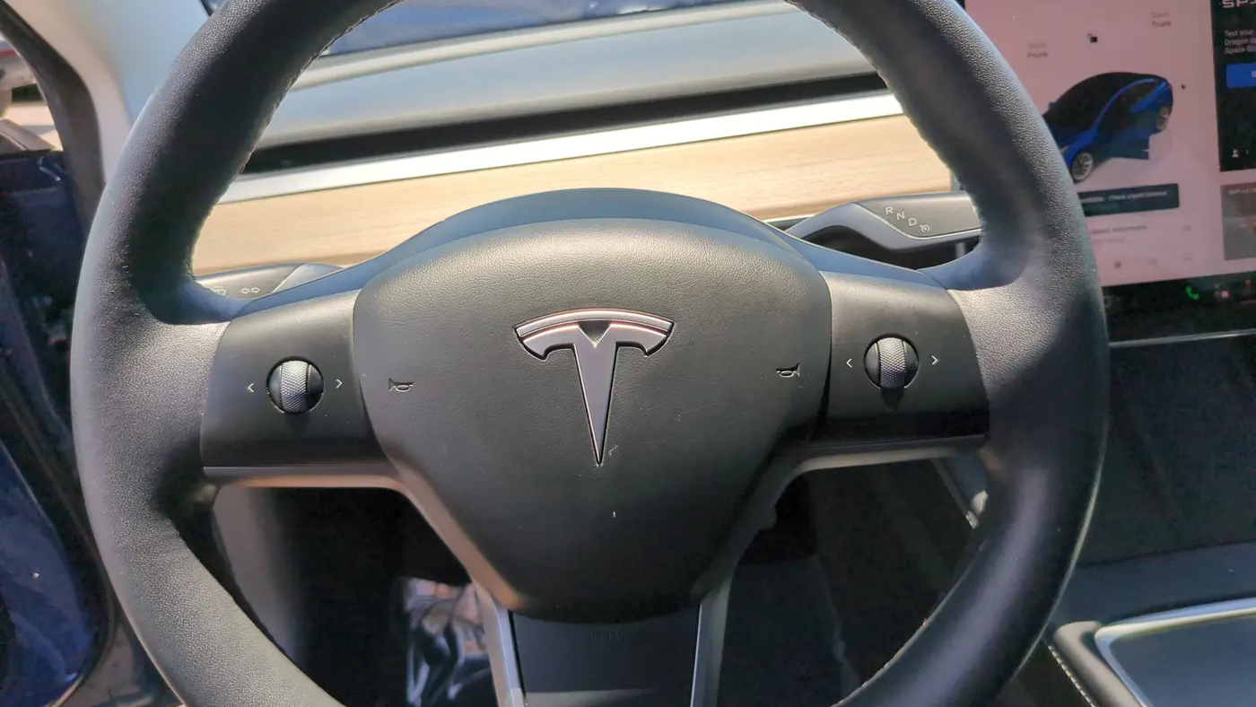 2023 Tesla Model 3 Base
