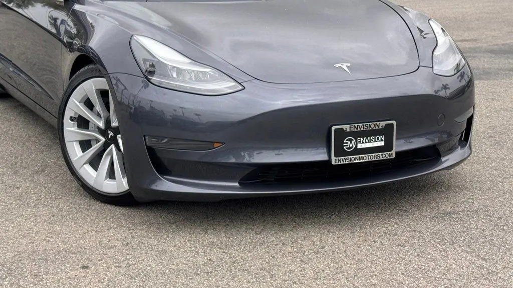 2023 Tesla Model 3 Base