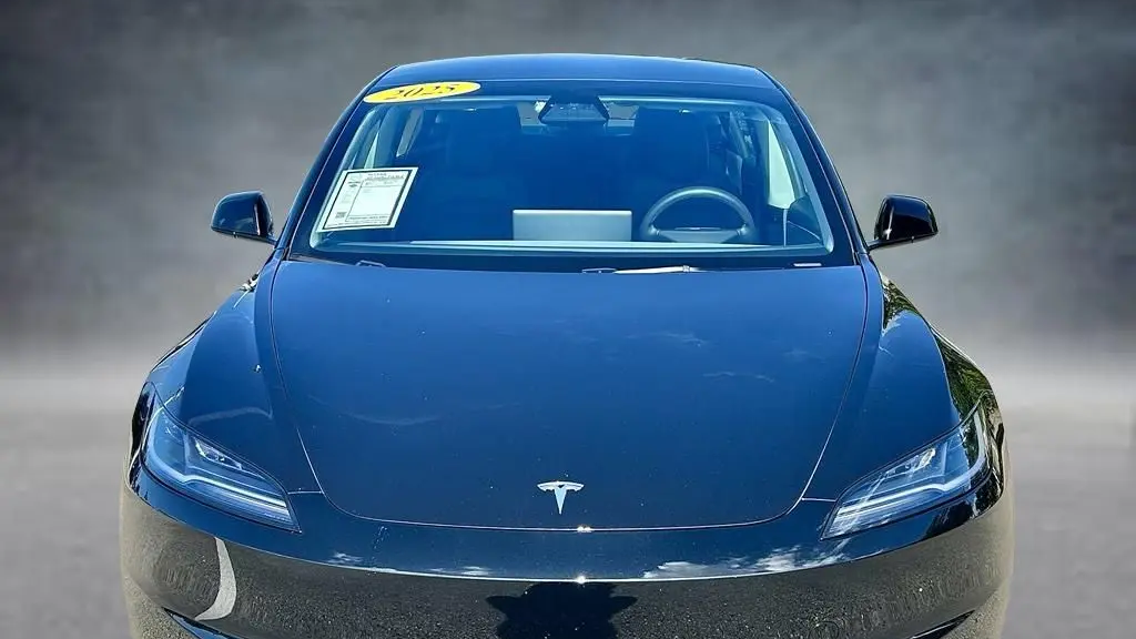 2025 Tesla Model 3 Long Range