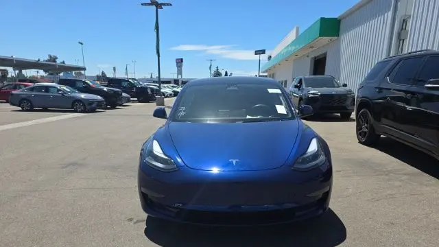 2023 Tesla Model 3 Base