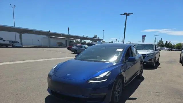 2023 Tesla Model 3 Base