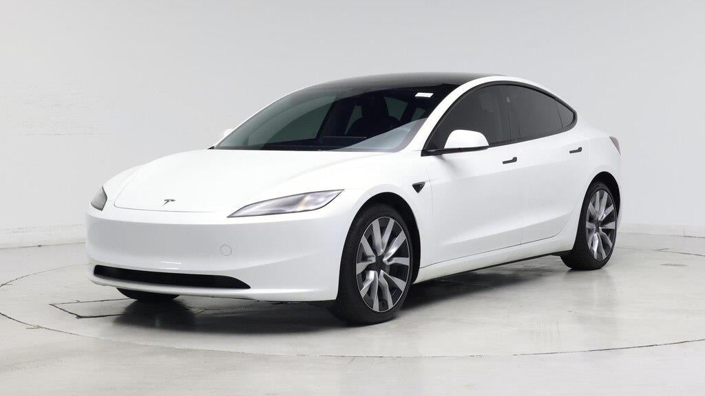 2025 Tesla Model 3 Long Range