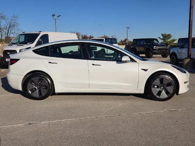 2023 Tesla Model 3 - $27,001
